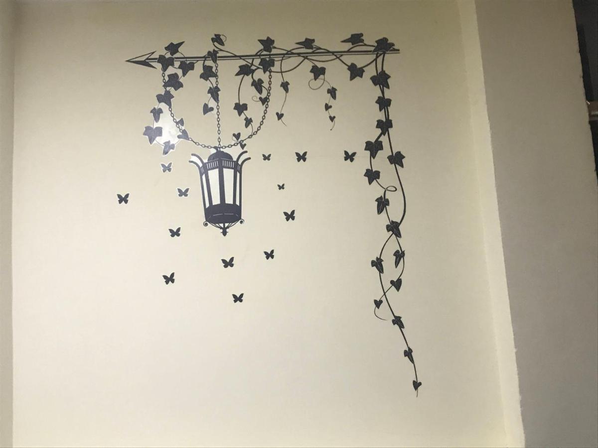 Hotel Amigo Ratlām Екстериор снимка